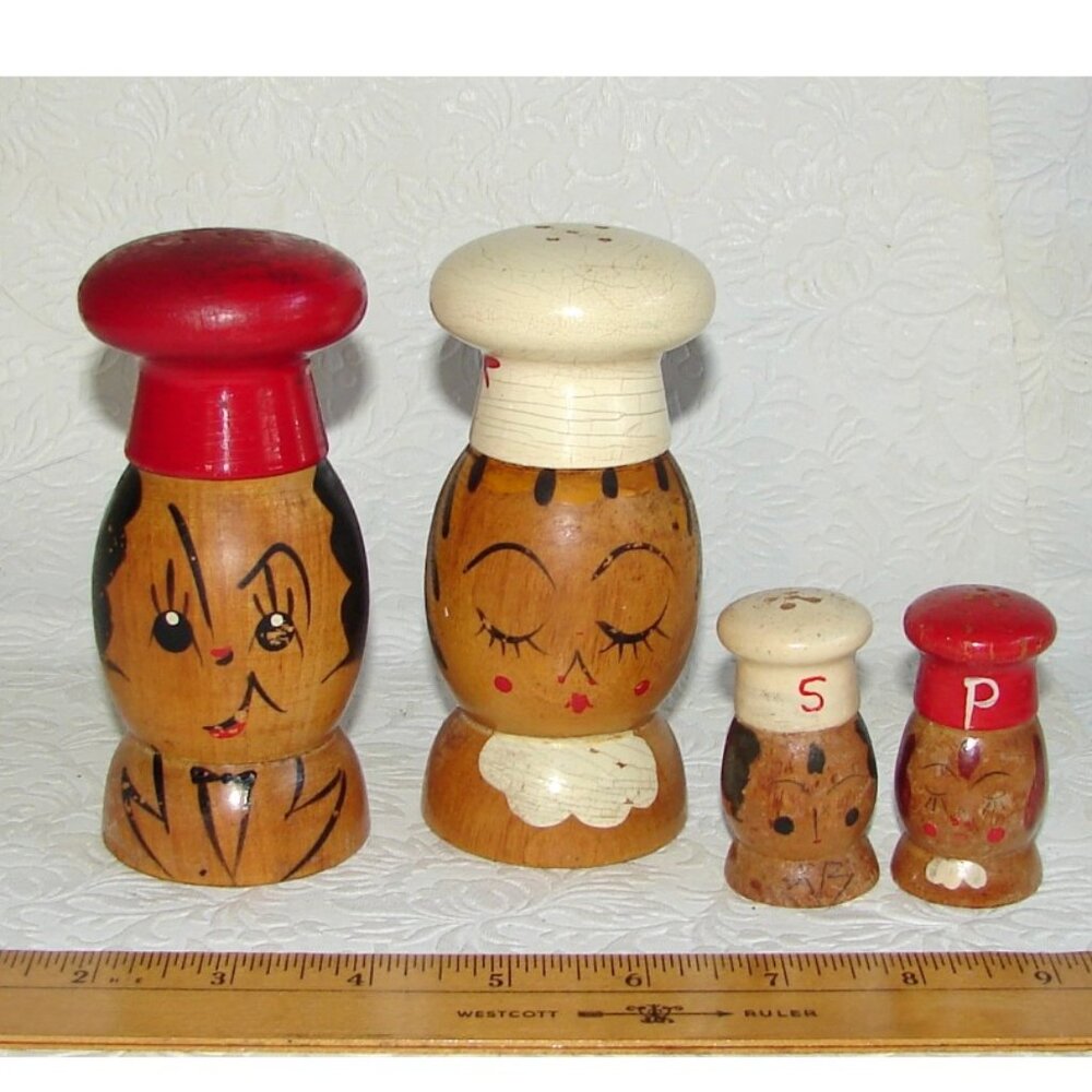 Vtg Woodpecker Ware Salty/Peppy Chef Salt & Pepper SHAKER Lot, Japan Wood
